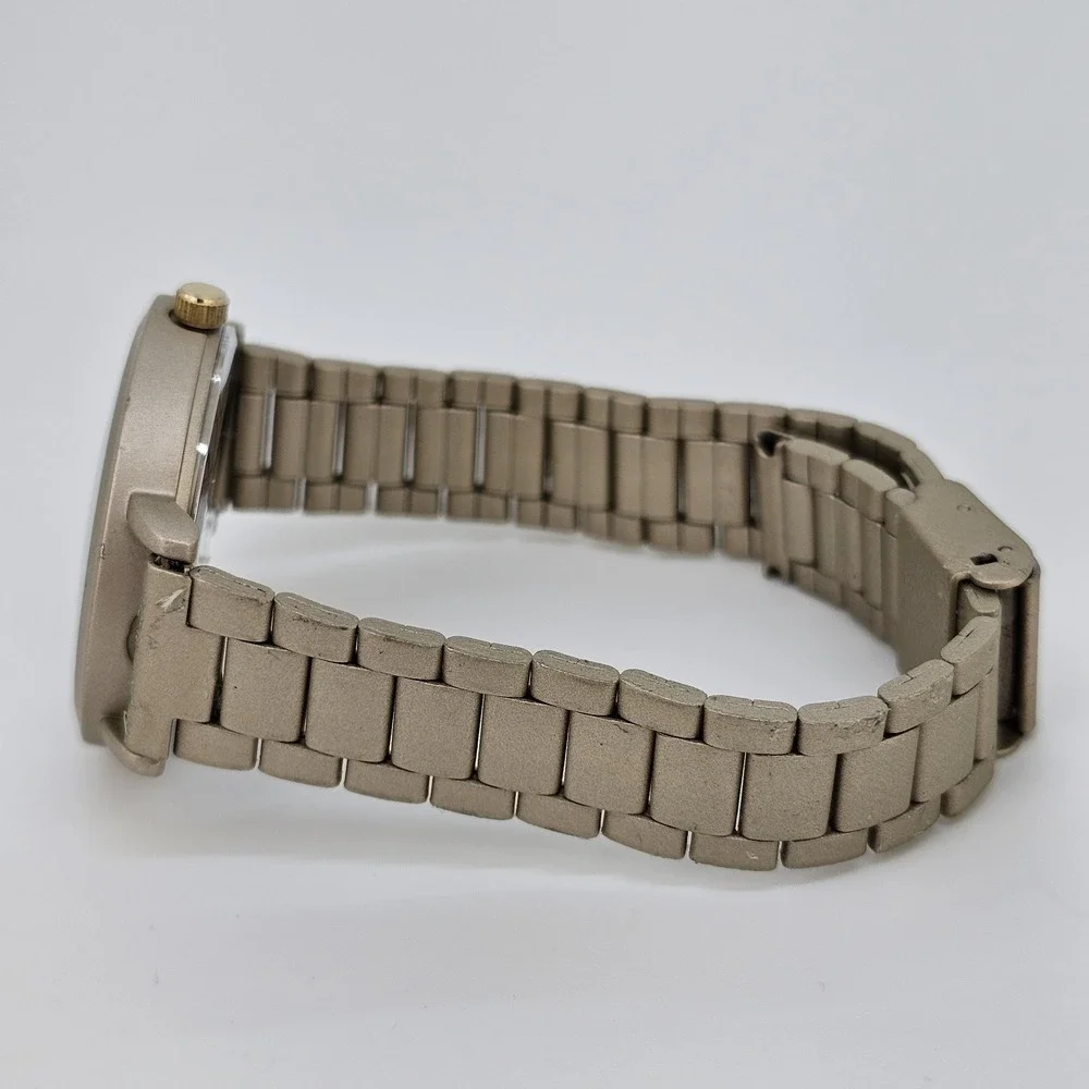 36MM Women's Watch White‎ Dial Champagne Bracelet Band New Battery